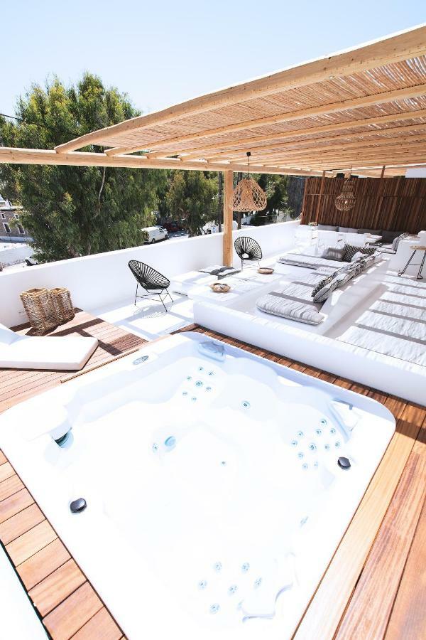 Phos Home By Rocks Estates เนาซา ภายนอก รูปภาพ
